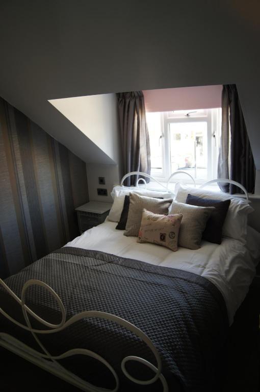 Stratford House Guest House Room photo